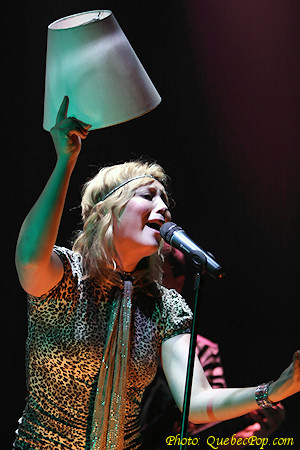 Isabelle Blais (Ca�man Fu)