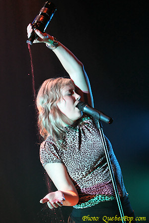 Isabelle Blais (Ca�man Fu)