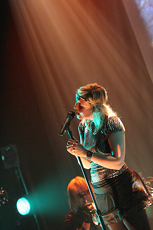 Isabelle Blais (Ca�man Fu)