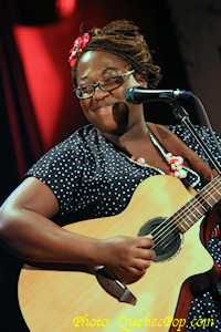 M�lissa Laveaux